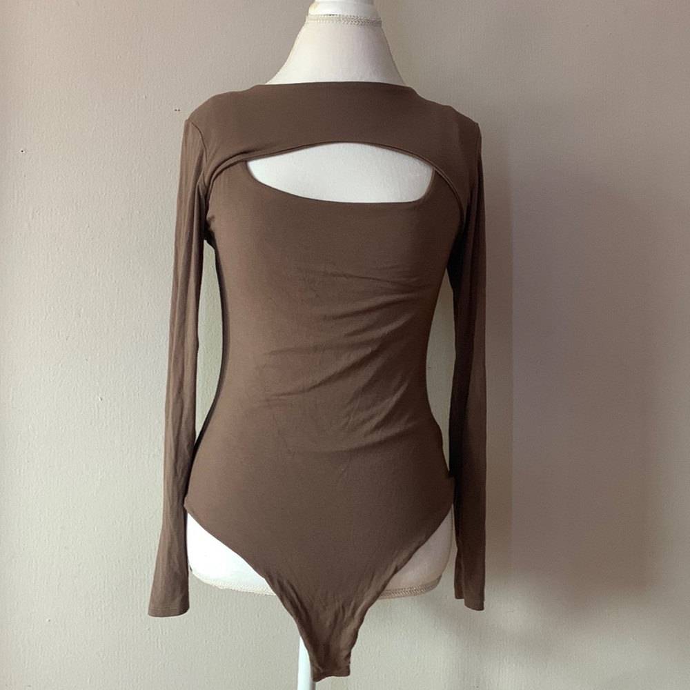 ASTR The Label Longsleeve Cutout Bodysuit - Size XL